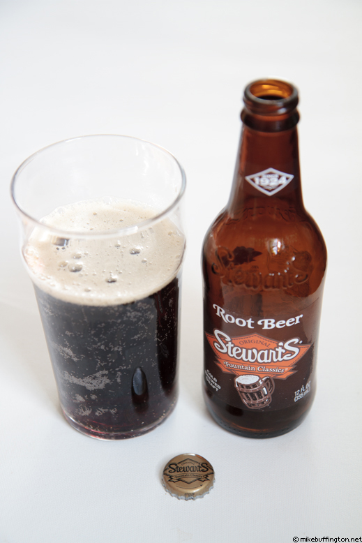 Stewart’s Fountain Classics Original Root Beer Poured