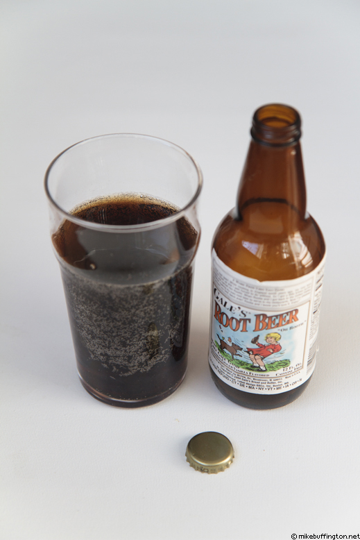 Gale’s Root Beer Poured