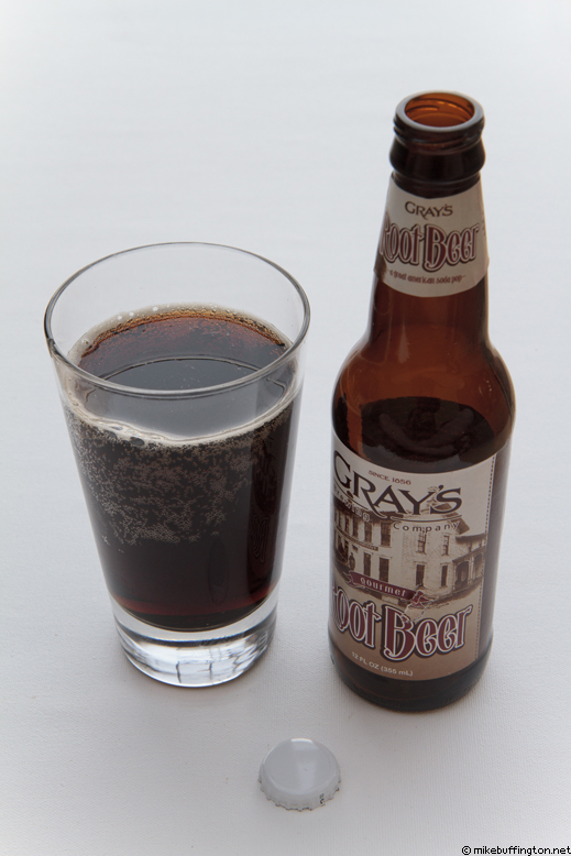 Gray's Root Beer Poured